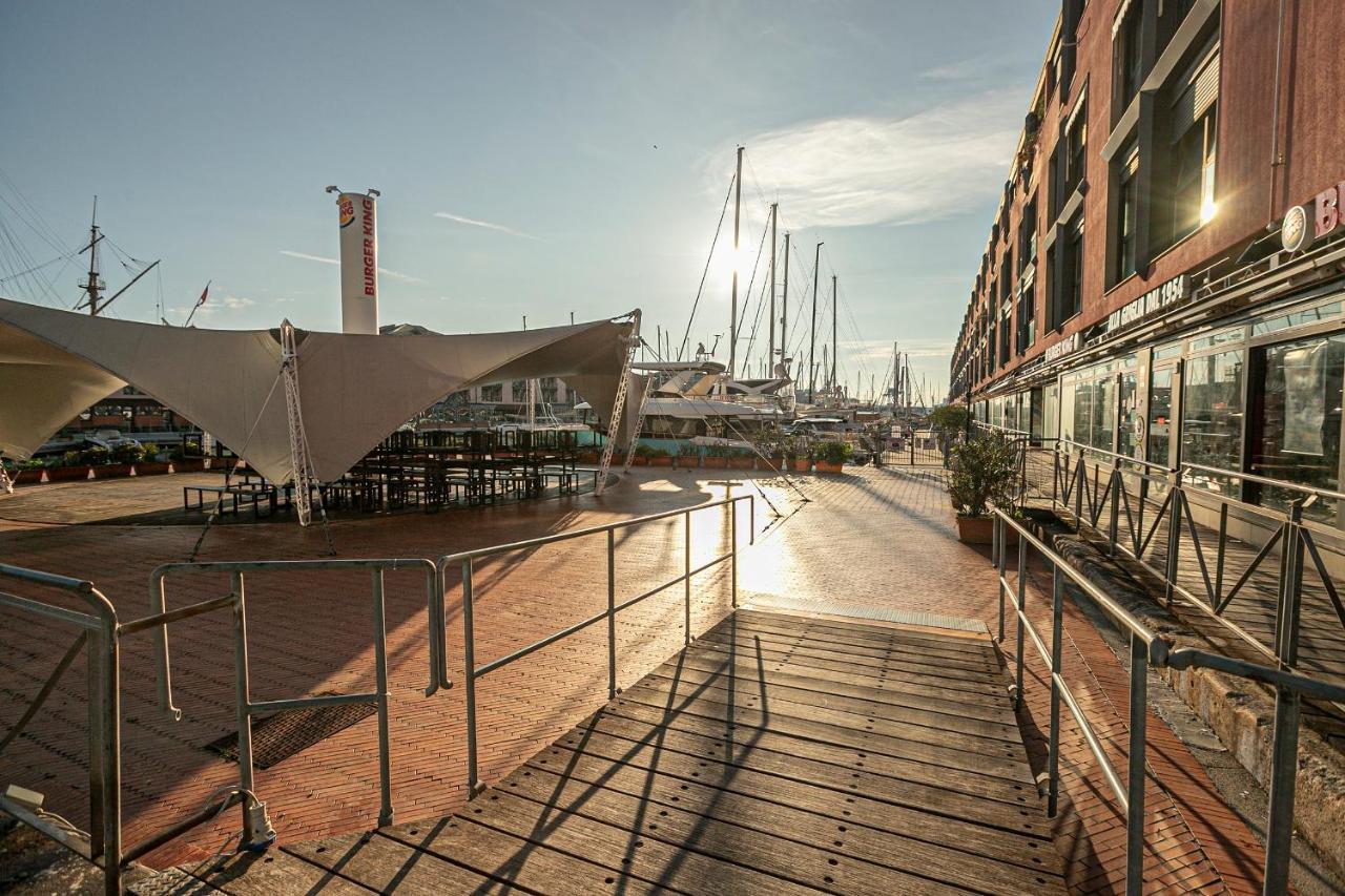 Real Italian Estate - Red Coral Apartment Genoa Bagian luar foto