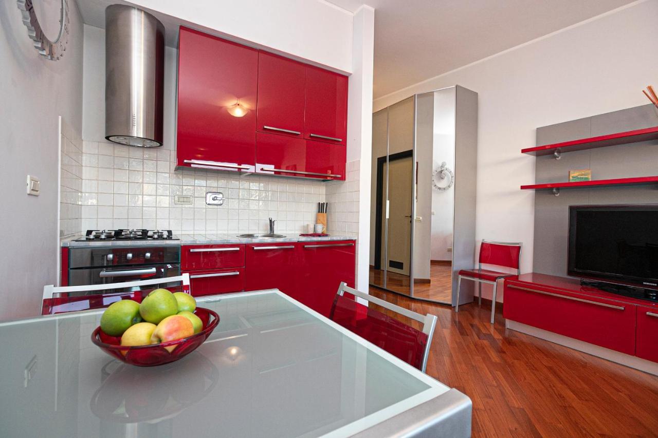Real Italian Estate - Red Coral Apartment Genoa Bagian luar foto